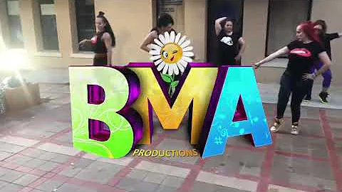 Blanca Margarita Alvarado con las chicas de Laredo...