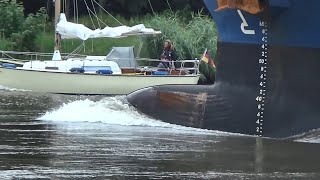 Shipspotting Kiel Canal - Trainspotting  / Schiffsverkehr NOK - Eisenbahn