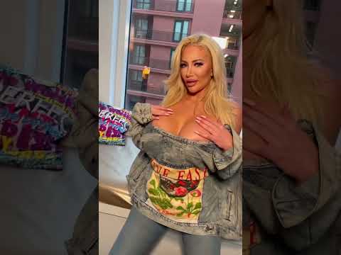 Glam on Nicolette Shea