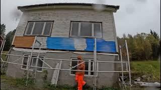 Monterer stillas på nedsiden, mounting scaffolding south side