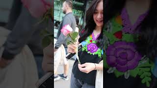 Mexican Girls Reveal The Best Way To Give Roses