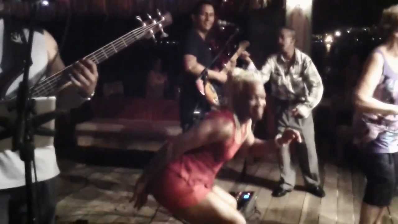 Joyride band Aruba... 2013 "Play dat Funky music" At Bugaloe on Da Pier YouTube