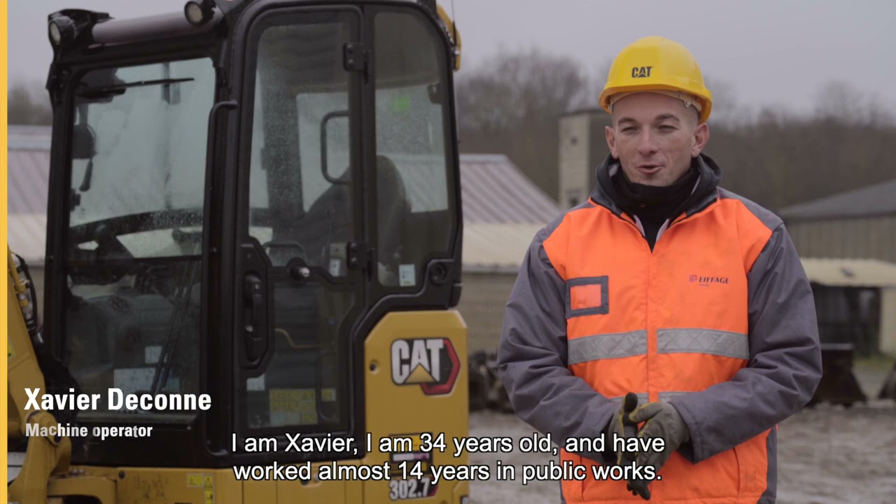 Témoignage Client Mini Pelle Cat® 302 7 CR  – Van Assche Distribution Matériel