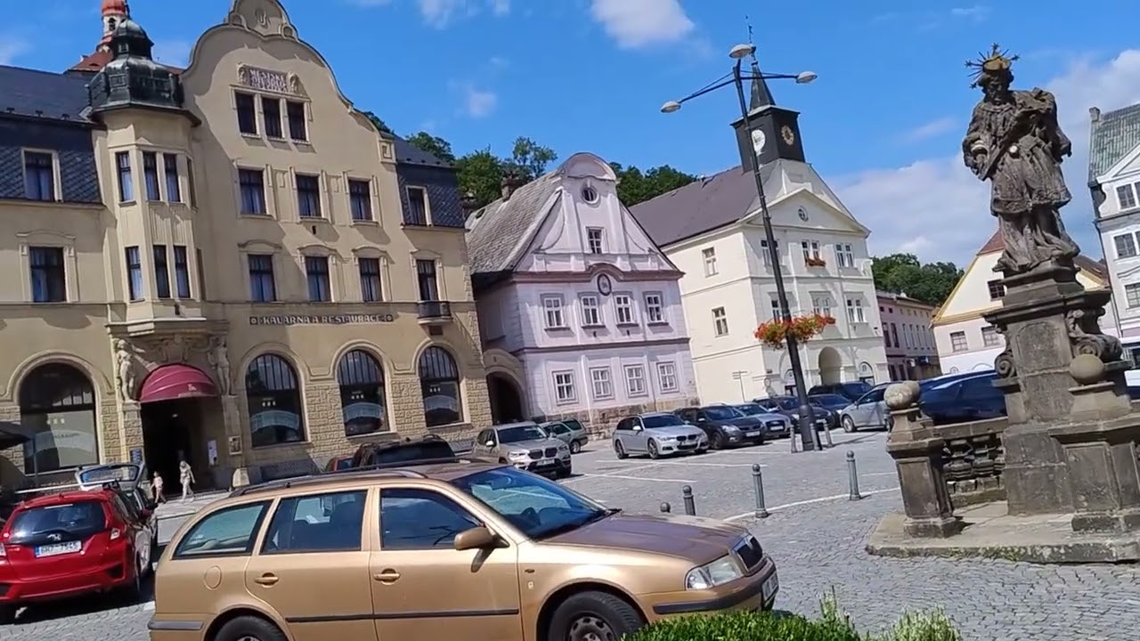 Náchod Czechy spacer po mieście Rysiek z wnuczkami 