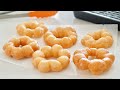 5-Ingredient Mochi Donuts (Pon De Ring VEGAN Recipe) | OCHIKERON | Create Eat Happy :)