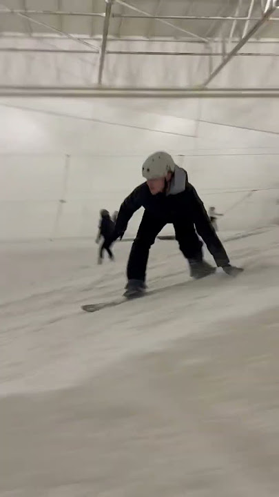 Snozone Castleford Thursday Park Night! #snowboarding #kicker #slider #jump #ollie #backlip #grab