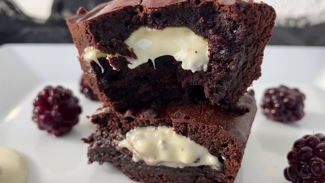 BROWNİE BEYAZ ÇİKOLATA DOLGULU BROWNİ 🍫🍫💯 YouTube