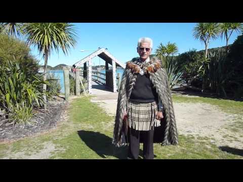 Video: Lời chào của Mãori Hongi của New Zealand