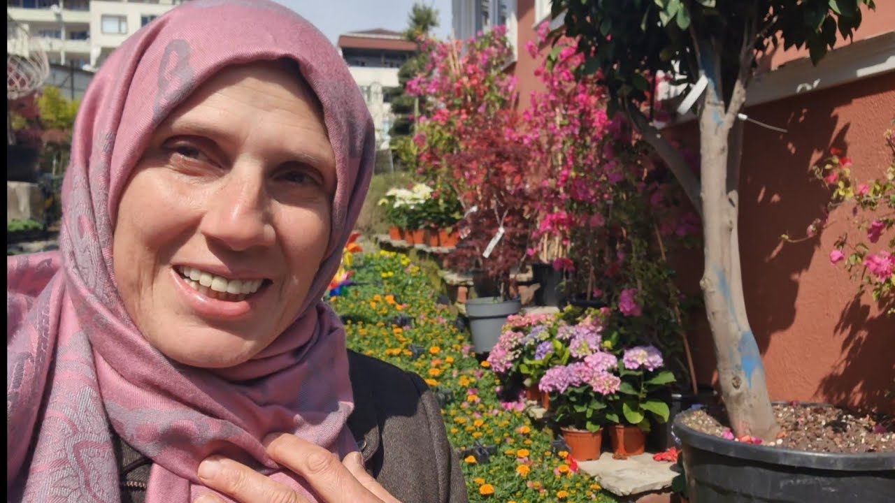 Büyük Çamlıca Fidanlığı'nda Çiçek Yolculuğu