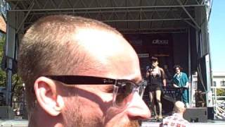 The Joans-Mad at the Dirt (Live)