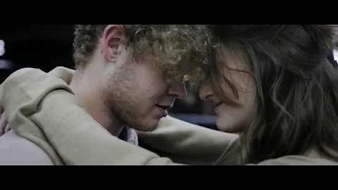 Sean Lyons - Moments Like This (OFFICIAL MUSIC VID...