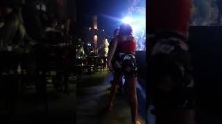 Chitão Santos Dançando Com Uma Ruivinha Comemorando Meu Aniversário No Dallas Bar....