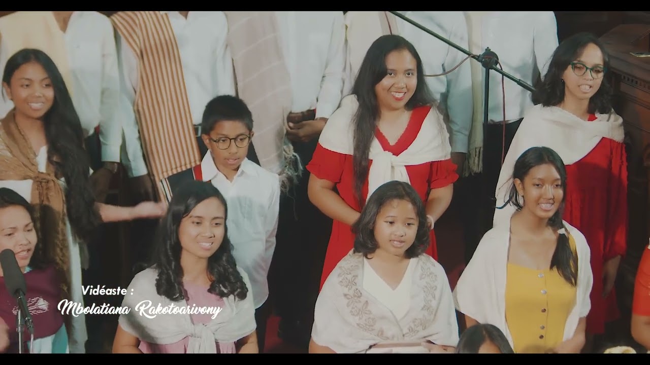 Harena Sarobidy ( Naly Rakotofiringa )