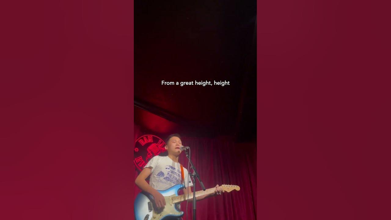 Paranoid Android-Radiohead cover #radioheadcover #paranoidandroid #okcomputer #thomyorke #openmic Paranoid Android-Radiohead cover #radioheadcover #paranoidandroid #okcomputer #thomyorke #openmic