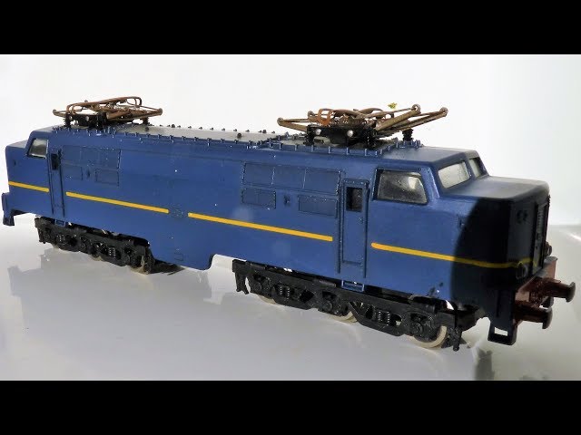 Lima NS 1200 met susumotor en Rheingold ( 1:100 ) en even Lima BR