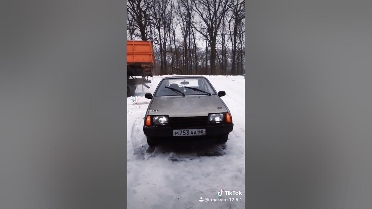 Песни про девятку машину. Девятка сохры. Песня девяточка 1982. Стынет под окном твоя девятка. Заряжу музлом девятку.