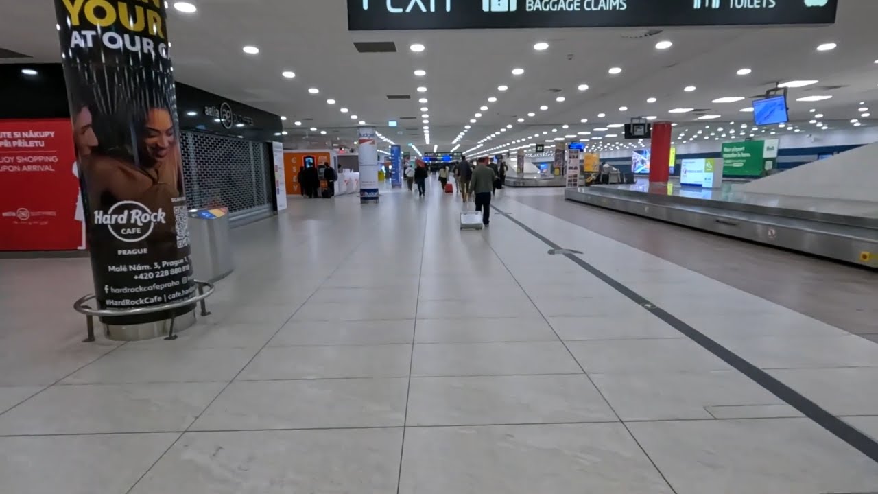 Arriving at Prague Airport + Trolleybus 59 | 23/05/25