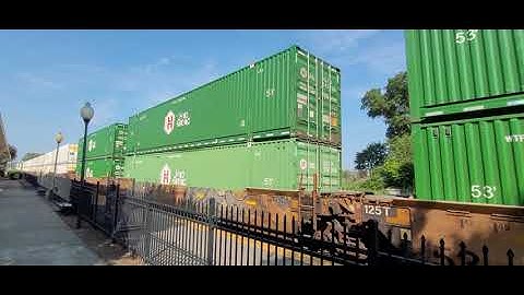 NS 204 Intermodal Spartanburg, SC hauling a GP10 locomotive 4th
