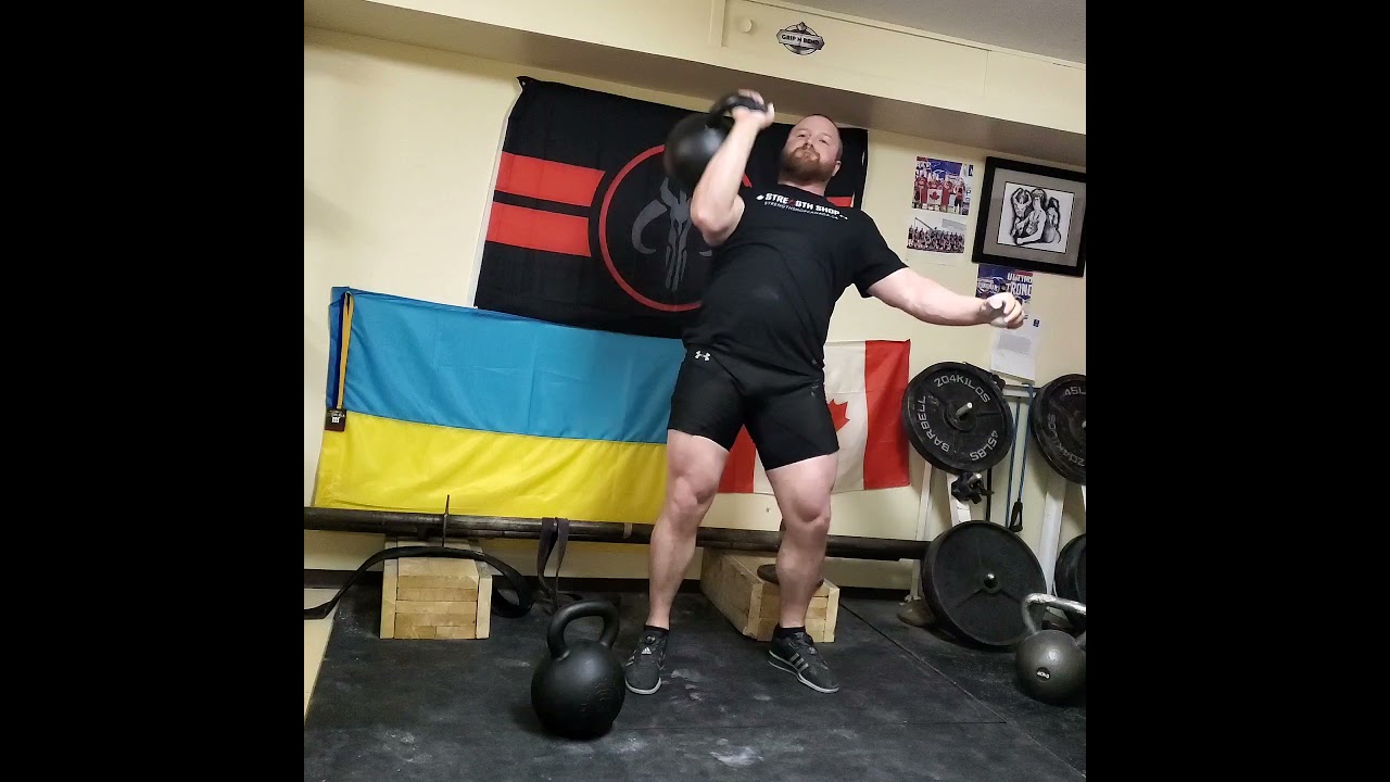 11 Presses with the Great Lakes Girya Beast Kettlebell (48kg/106lbs
