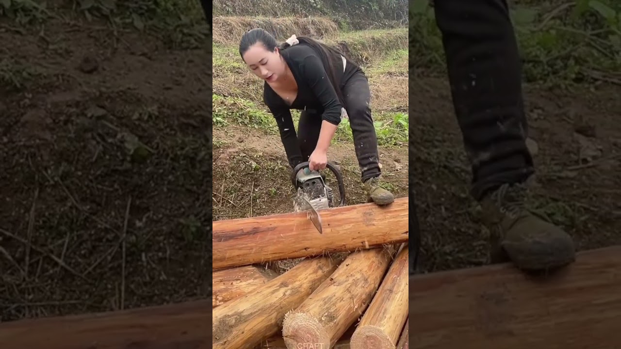 Beauty Cutting Wood | Chainsaw Craft Demo