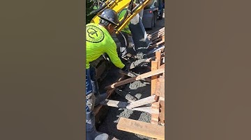 We Pour Concrete Bridges In Hawaii #islandlife #concrete #concretemixer #hardwork #experienced