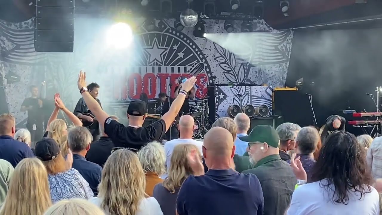 THE HOOTERS - Boys Will Be Boys // Uppsala/Sweden - 2025-08-02