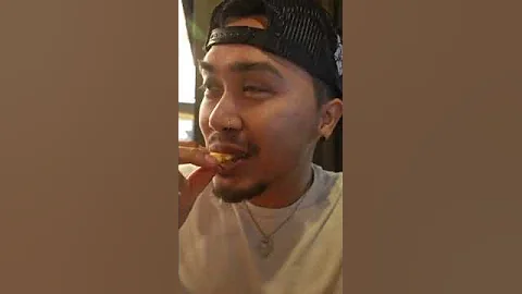 Going To Hooters Prank On My Girlfriend! #shorts