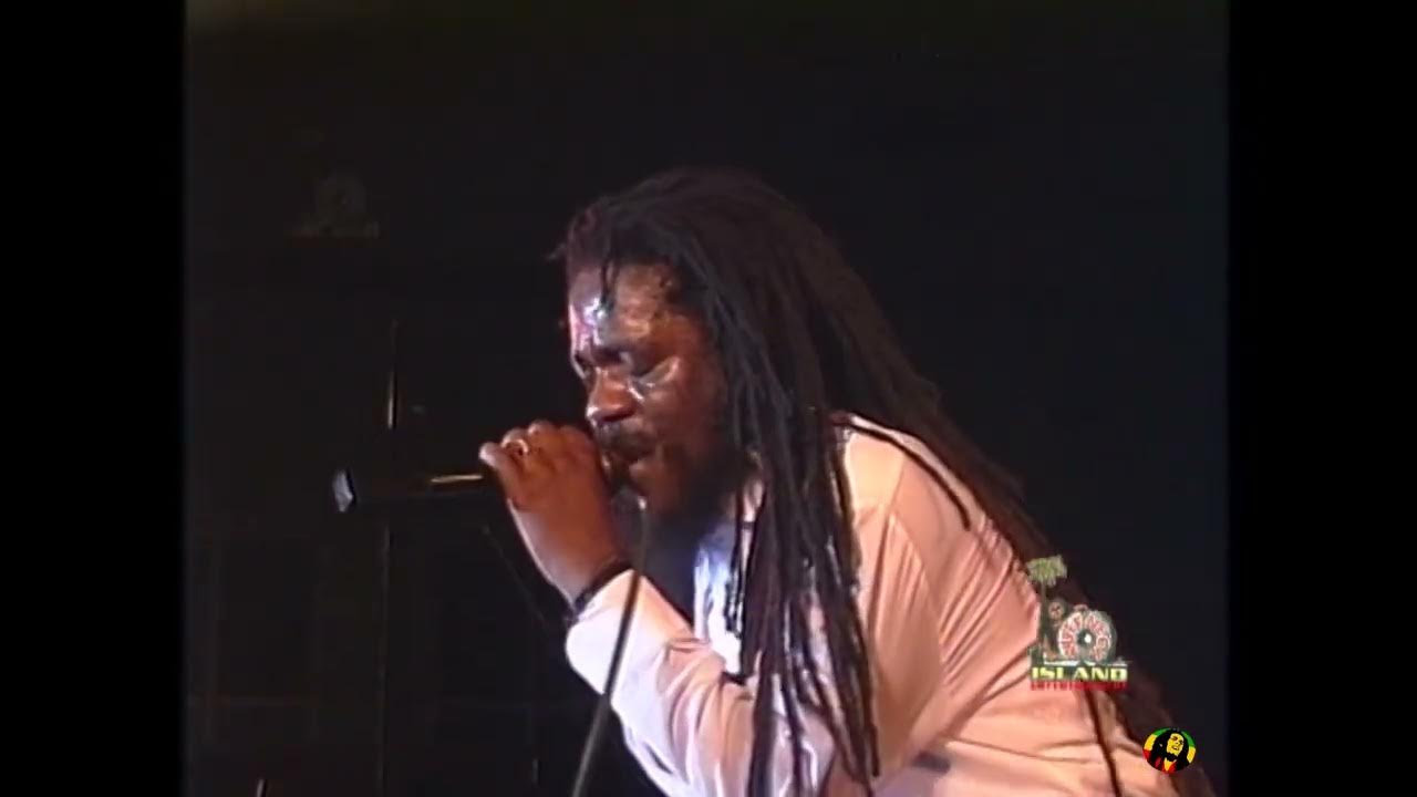Dennis Brown - Cassandra / Westbound Train ( Live National Arena, Jamaica ). Dennis Brown - Cassandra / Westbound Train ( Live National Arena, Jamaica ).