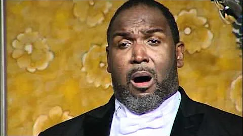 Bass Baritone Robert Cantrell 09 1