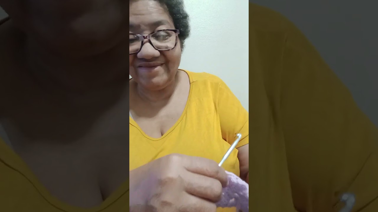 How to begin making a solid double crochet hexagon cardigan or shirt