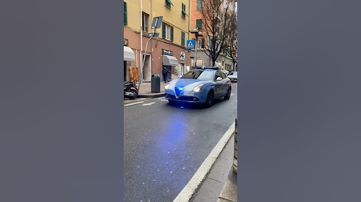 Polizia di Stato: Alfa Romeo Giulietta in sirena #italy #police #neiperte #news #perte #automobile
