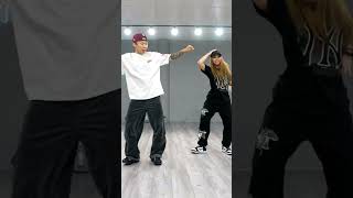 Beginner hiphop dance class to in da club by 50 cent - Just having fun! #dance Resimi