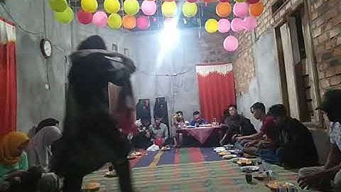 Acara lempar selendang dan prempenaan di lombok ranau kecamatan lumbok seminung
