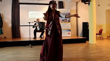 Tatar folk music Apipa by Server Abkerimov (Turkic Concert in Prague)