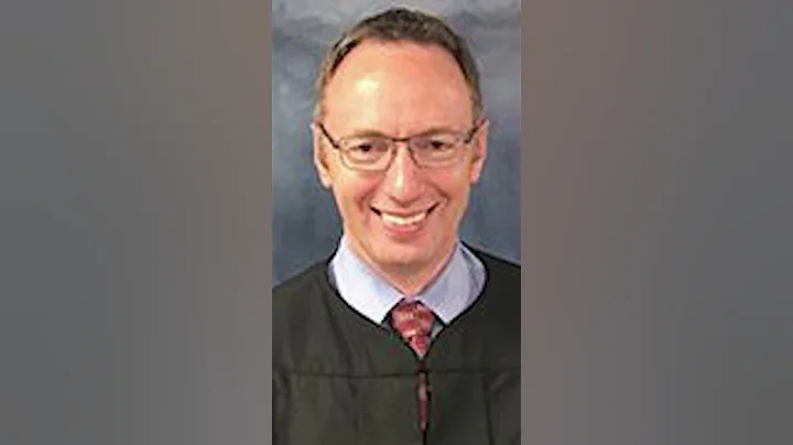 Judge Shuts Up 🤫❌ Sovereign Citizen's "Constitutionalist Crap" | Court Cam | A&E #shorts