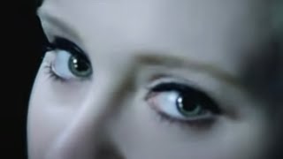 Смотреть клип Adele - Cold Shoulder