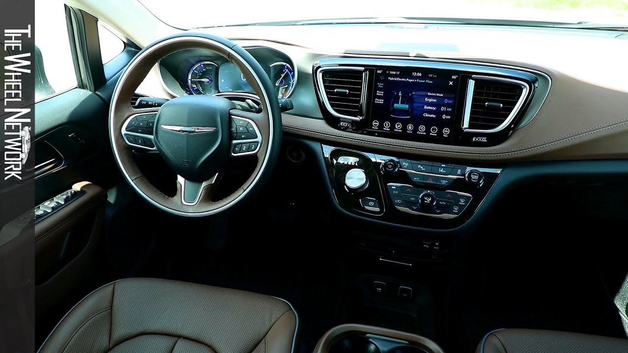 2019 Chrysler Pacifica Hybrid Interior