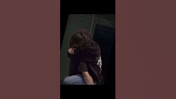 باسأل نفسي الف سوال هنرجعع تاني ولا محال 
