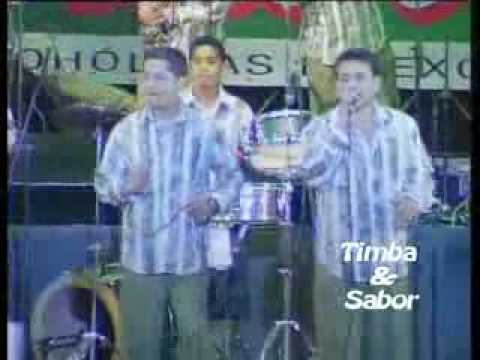 Ver video de Quitemonos La Ropa