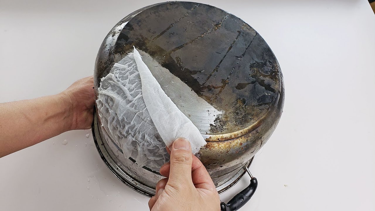 再脏的不锈钢锅 贴上一张纸 黄渍污垢自动脱落 比钢丝球还干净 Youtube