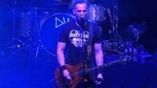 Watch Tremonti Tie The Noose video