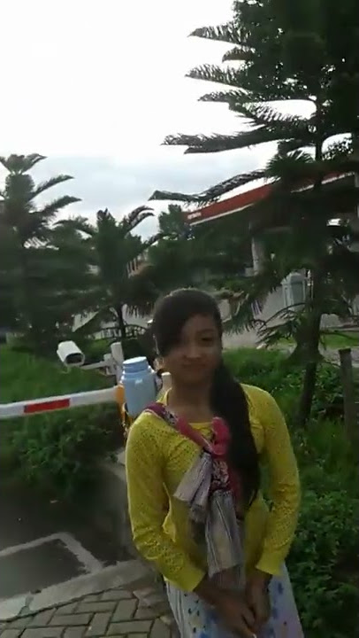 viral bakul jamu gendong cantik#jamu gendong nguter
