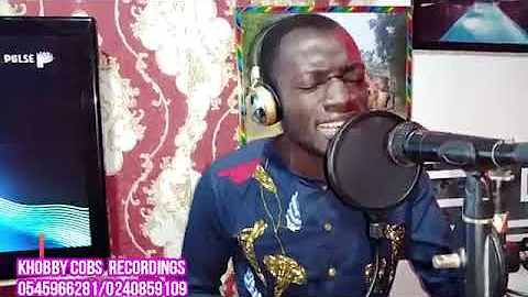 Samuel Gee worships