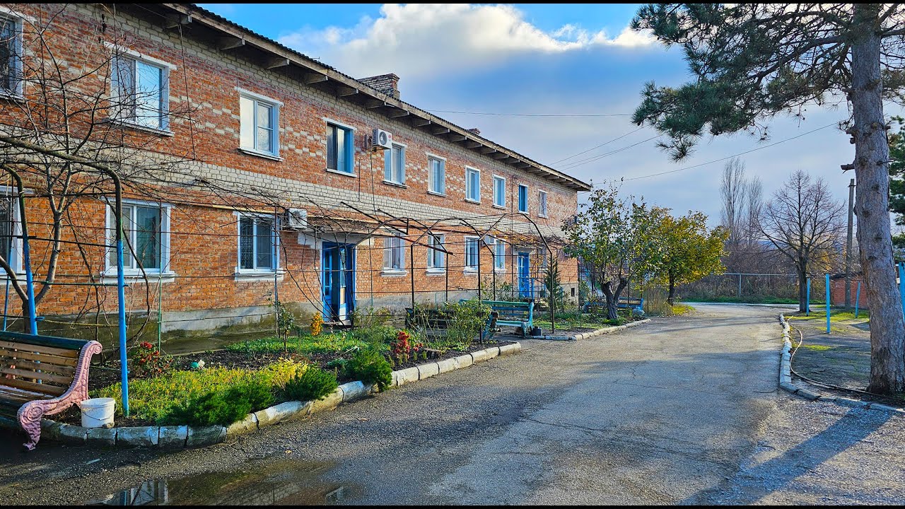 Краснодару готовый дом гараж