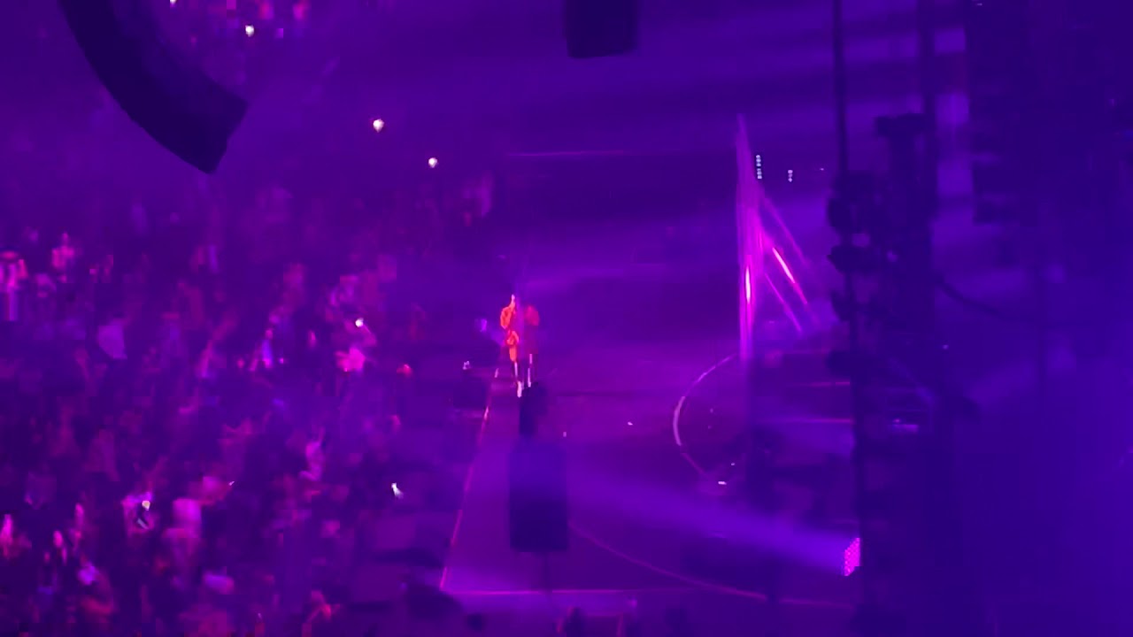 Bad Bunny MIA (Live) Vegas-Calibash 2019