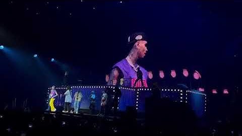 Chris brown & Jordin Sparks perform No Air For The First Time In 12 Years