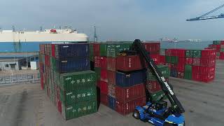 XCMG Fully electric reach stacker is working in the Tianjin Port.