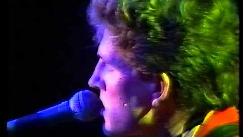 "Enz live "How can I resist her" 1980