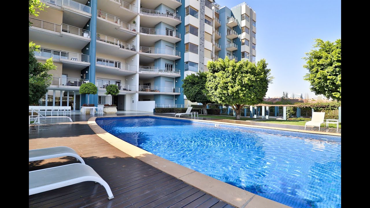 R3 690 000 2 Bedroom Apartment For Sale in Sunset Towers, Morningside