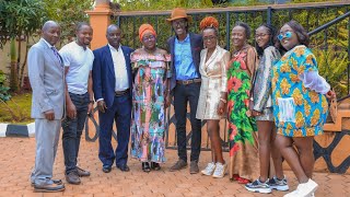 Chronicles Of Obuntu. When Kansiime's whole family visited.